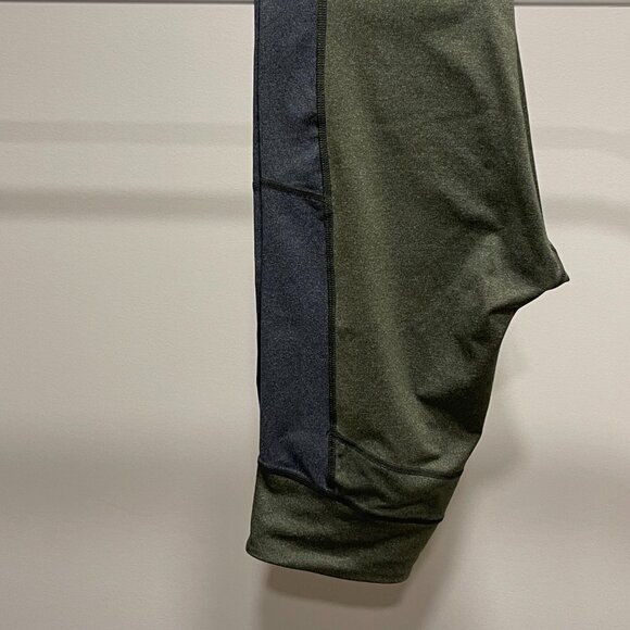Adidas Dark Green Leggings with Grey Details - Size S - Picture 4 of 5